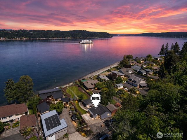 3262 Beach Drive E, Port Orchard, WA 98366
