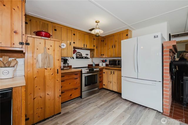 3262 Beach Drive E, Port Orchard, WA 98366