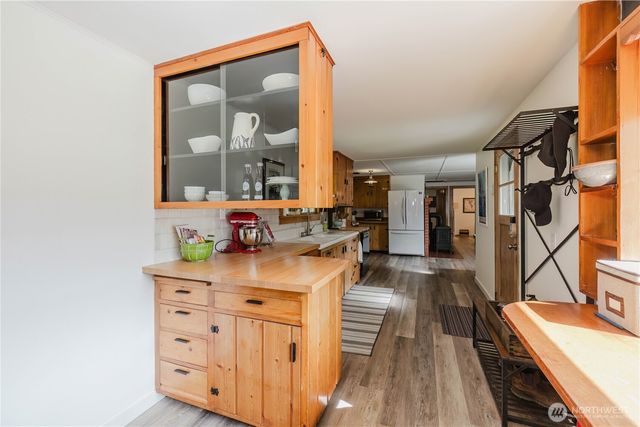3262 Beach Drive E, Port Orchard, WA 98366