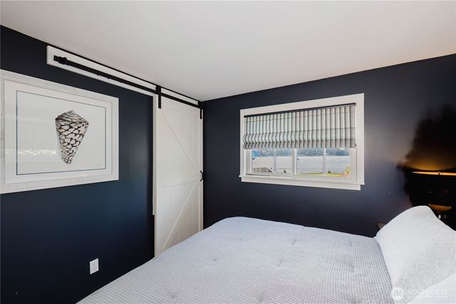 3262 Beach Drive E, Port Orchard, WA 98366