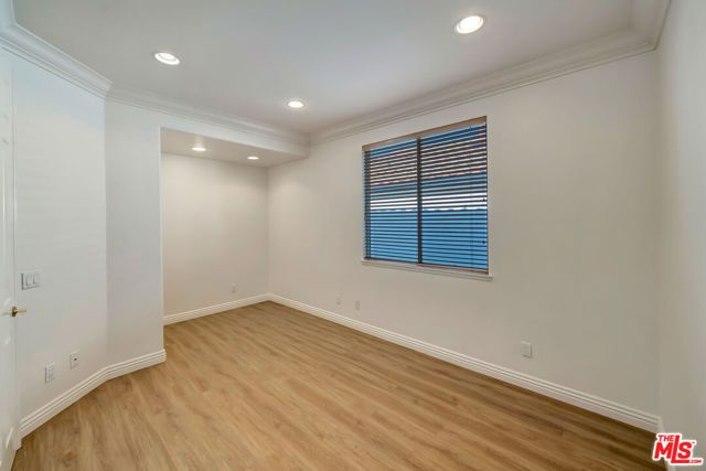 24819 Calle Cedro, Calabasas, CA 91302