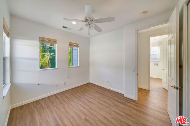 24819 Calle Cedro, Calabasas, CA 91302