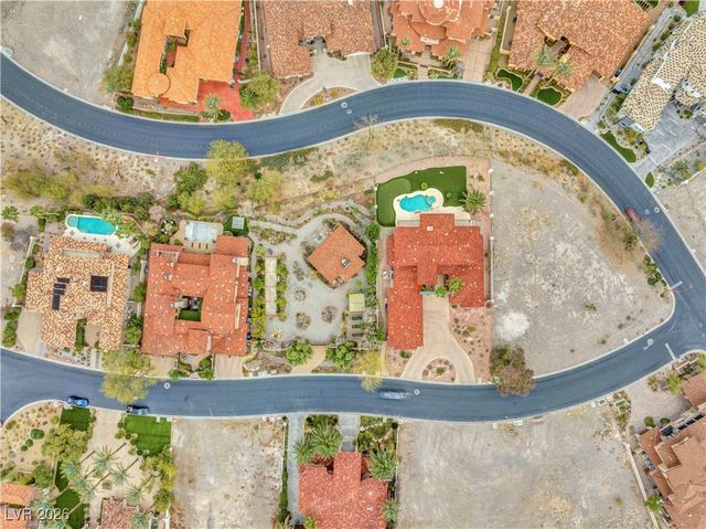 16 Placa Santa Maria Court, Henderson, NV 89011