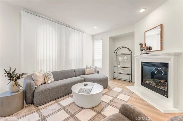 76 Canal, Irvine, CA 92620