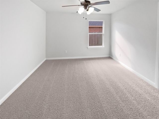 112 Halifax Circle, Palmer, TX 75152