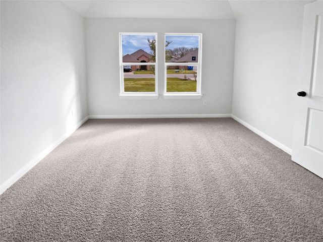 112 Halifax Circle, Palmer, TX 75152