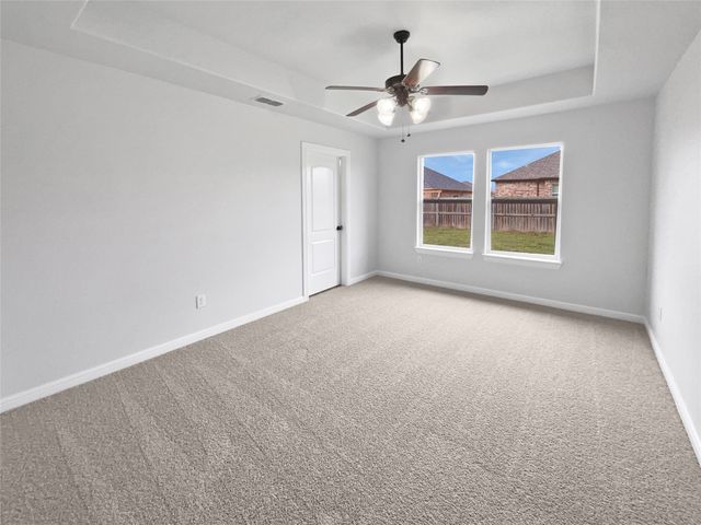 112 Halifax Circle, Palmer, TX 75152