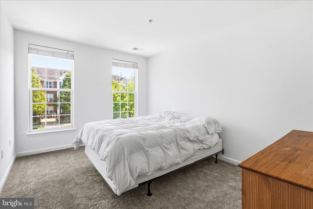 110 FEATHERSTONE PL, Frederick, MD 21702