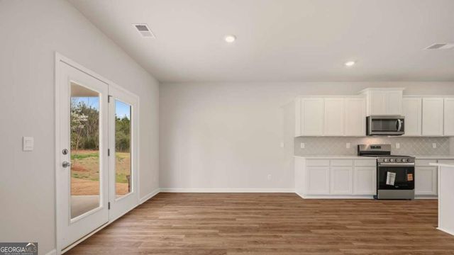 804 Pelham Way, Locust Grove, GA 30248