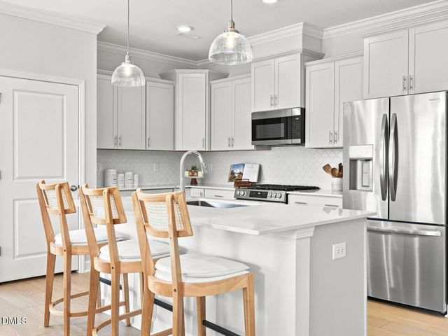 608 Crescent Wood Trail, Zebulon, NC 27597