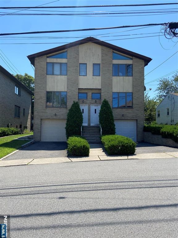 2416 Hammett Avenue A, Fort Lee, NJ 07024