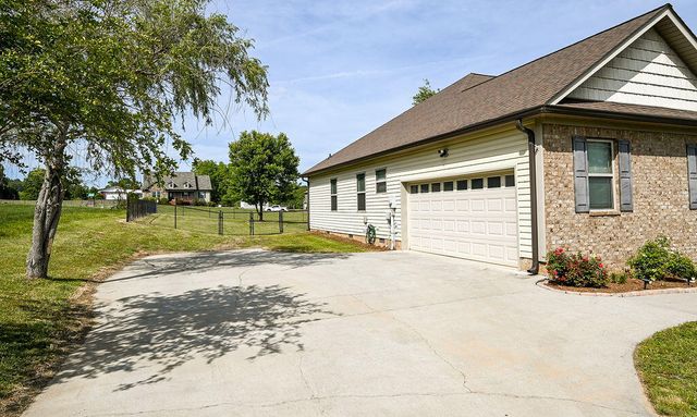 111 Hall Norwood Road SE, Cleveland, TN 37311