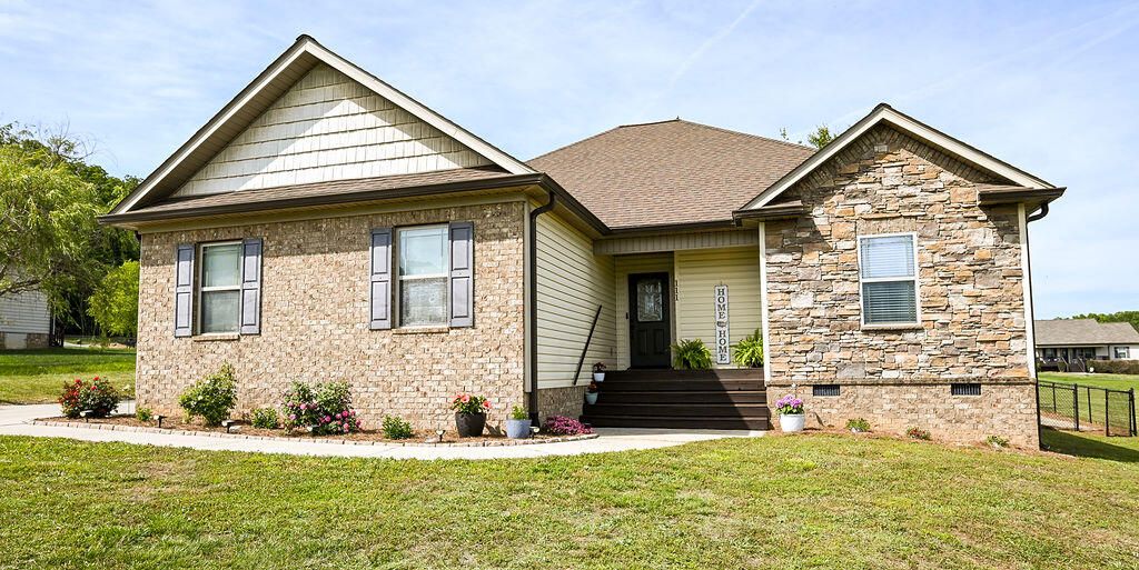 111 Hall Norwood Road SE, Cleveland, TN 37311
