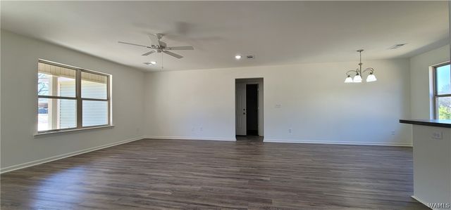 155 Lecroy Circle, Brent, AL 35034