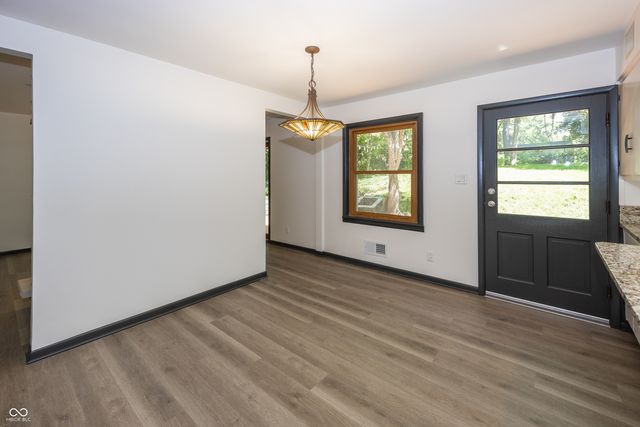 1044 E 75th Street, Indianapolis, IN 46240