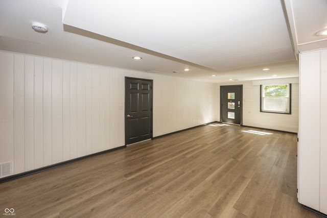 1044 E 75th Street, Indianapolis, IN 46240