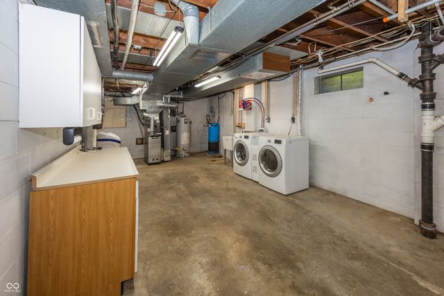 1044 E 75th Street, Indianapolis, IN 46240