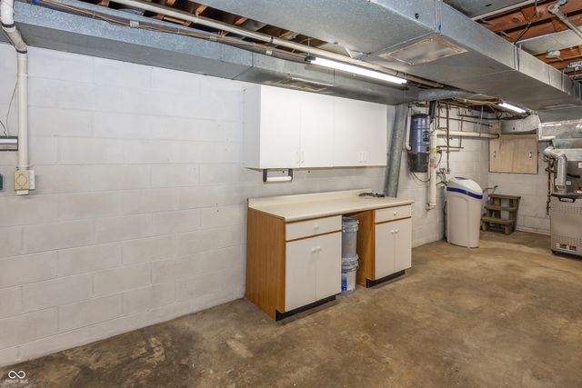 1044 E 75th Street, Indianapolis, IN 46240