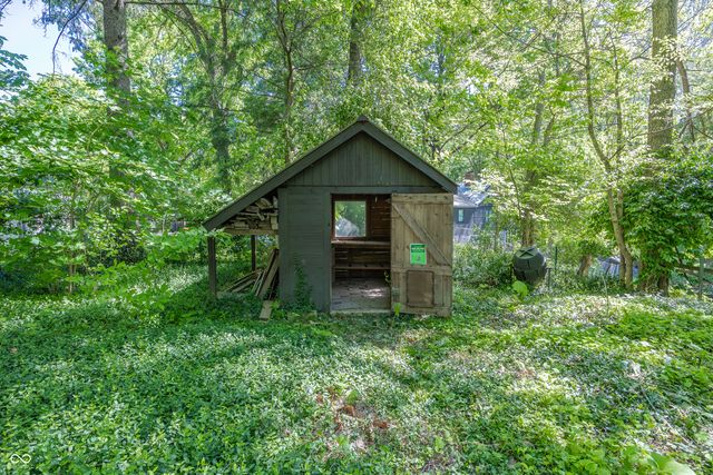 1044 E 75th Street, Indianapolis, IN 46240