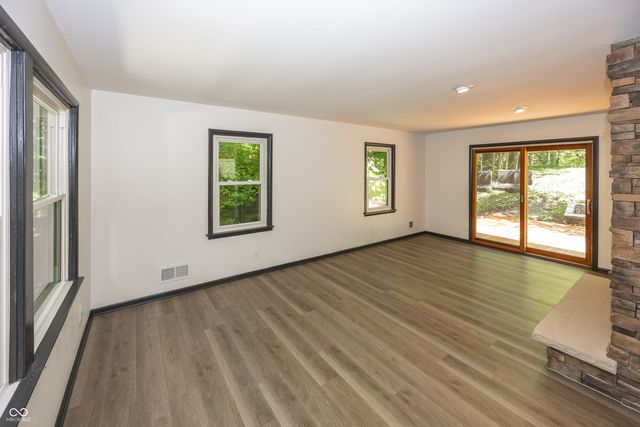 1044 E 75th Street, Indianapolis, IN 46240