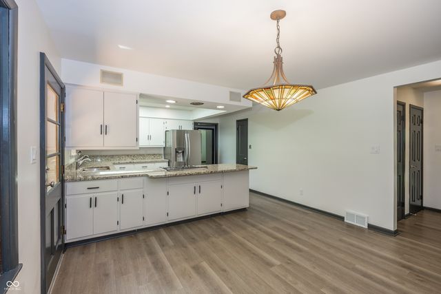 1044 E 75th Street, Indianapolis, IN 46240