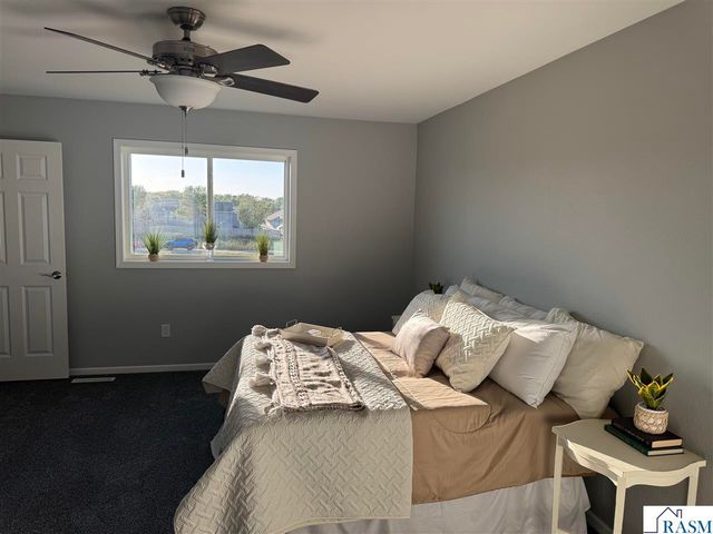 1813 Bluestem Drive, Mankato, MN 56001