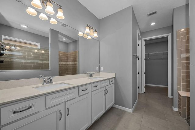 19865 SEA GLASS CIRCLE, Land O Lakes, FL 34638