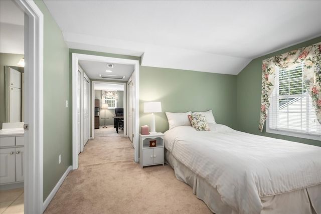 1 Aspenwood Cir 1, Southborough, MA 01772