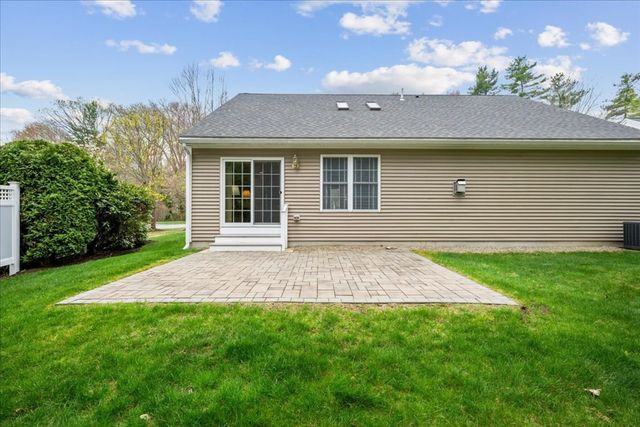 1 Aspenwood Cir 1, Southborough, MA 01772