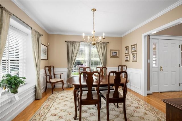 1 Aspenwood Cir 1, Southborough, MA 01772