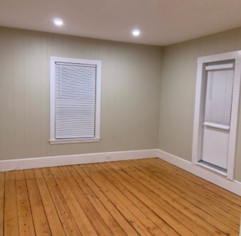 35 Rockwood Rd 2f, Norfolk, MA 02056