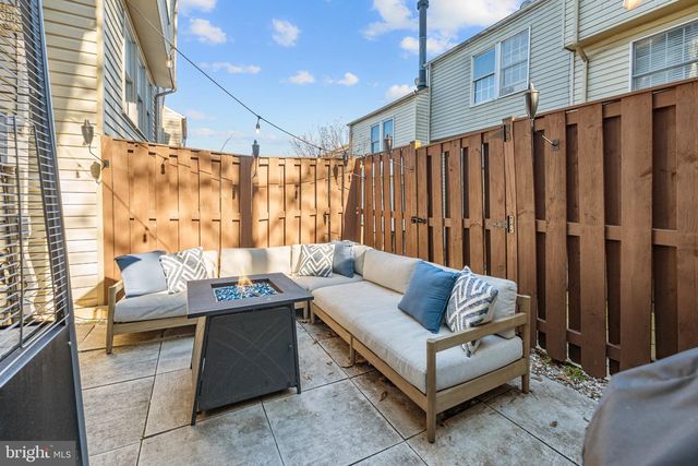 5065 S 9TH ST S, Arlington, VA 22204