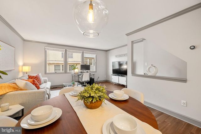 5065 S 9TH ST S, Arlington, VA 22204