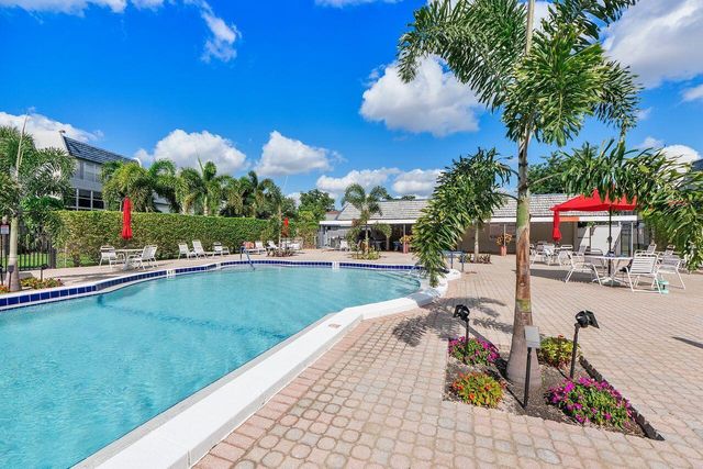 7807 Golf Cir Drive 308, Margate, FL 33063