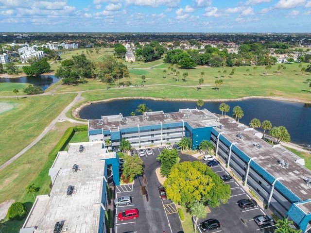 7807 Golf Cir Drive 308, Margate, FL 33063