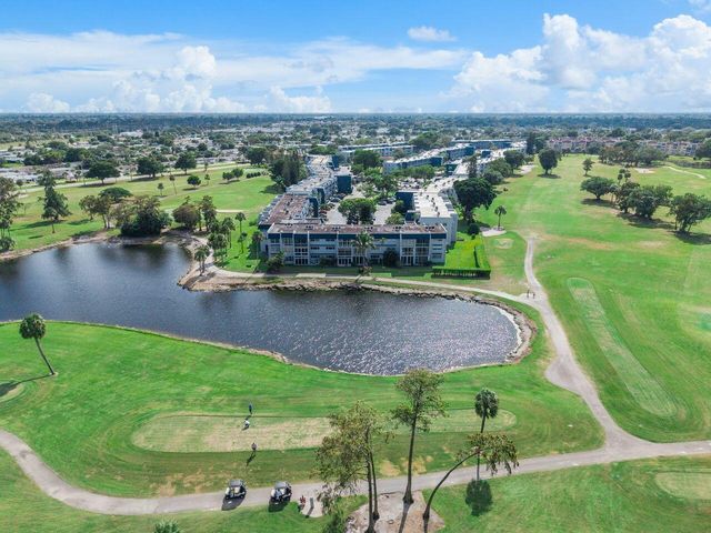 7807 Golf Cir Drive 308, Margate, FL 33063