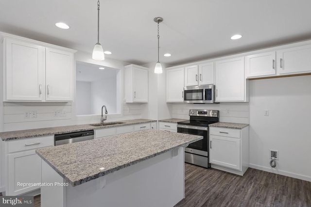 144 BEECH TREE COURT, Annville, PA 17003
