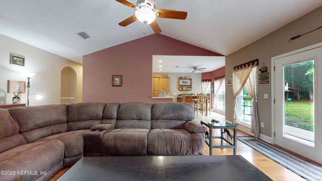 321 EAGLE CREEK Road, Palatka, FL 32043