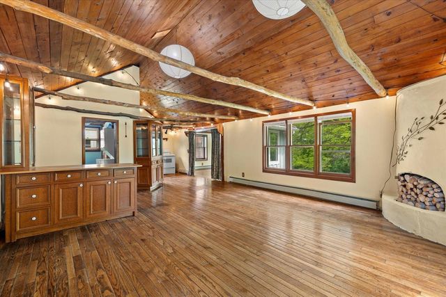 794 Emerald DRIVE, Hartford, WI 53027