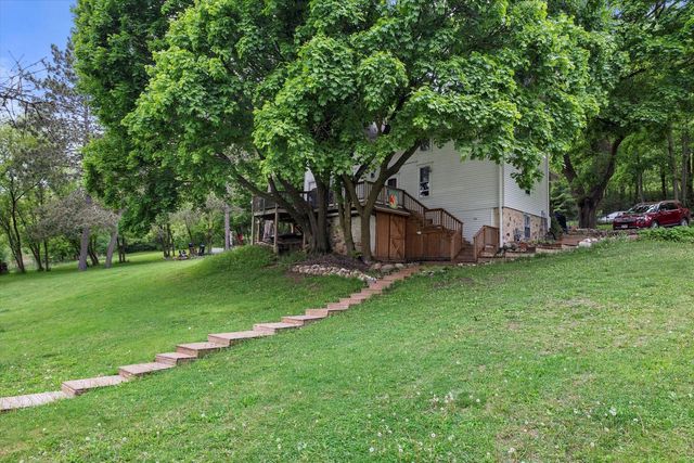 794 Emerald DRIVE, Hartford, WI 53027
