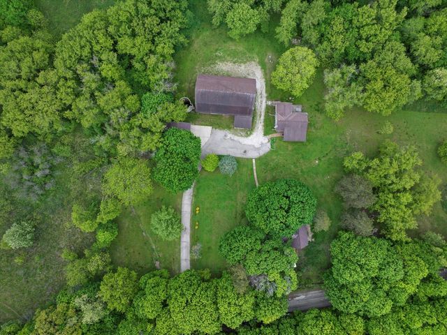 794 Emerald DRIVE, Hartford, WI 53027
