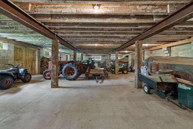 794 Emerald DRIVE, Hartford, WI 53027