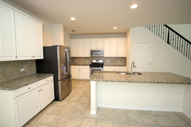 214 Diamond Point DR, Dripping Springs, TX 78620