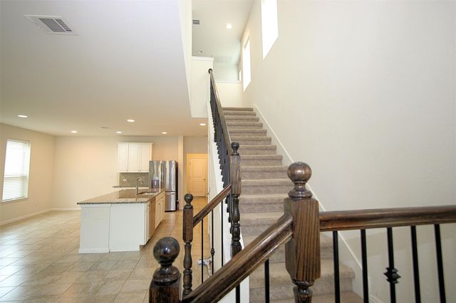 214 Diamond Point DR, Dripping Springs, TX 78620