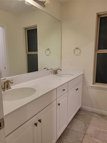 214 Diamond Point DR, Dripping Springs, TX 78620