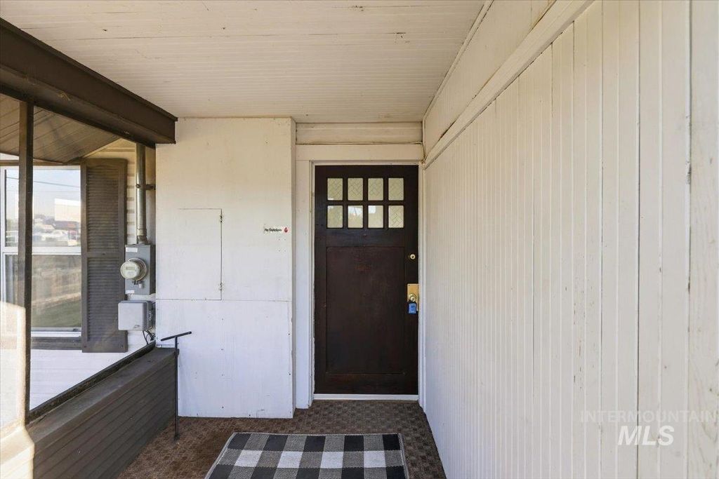 144 W 4th St, Kuna, ID 83634 photo 3