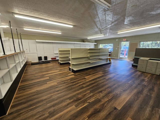 591 Main St, Palmer, TN 37365