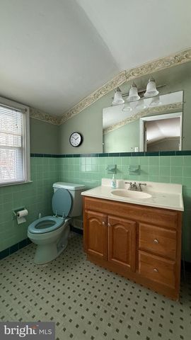 2344 OAKFIELD RD, Warrington, PA 18976