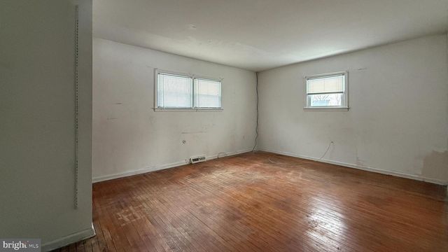 2344 OAKFIELD RD, Warrington, PA 18976