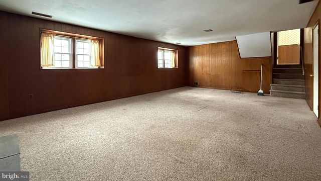 2344 OAKFIELD RD, Warrington, PA 18976